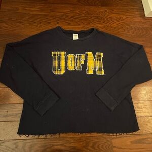 PINK Victorias Secret Michigan UofM Long Sleeve Beaded Plaid Shirt Size Medium